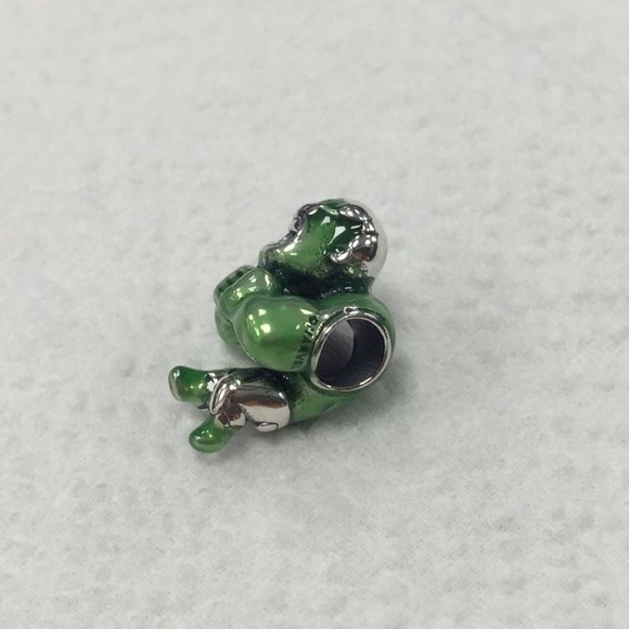 ⭐️⭐️1pc$Pandora Marvel The Avengers Hulk Charm - Picture 10 of 10